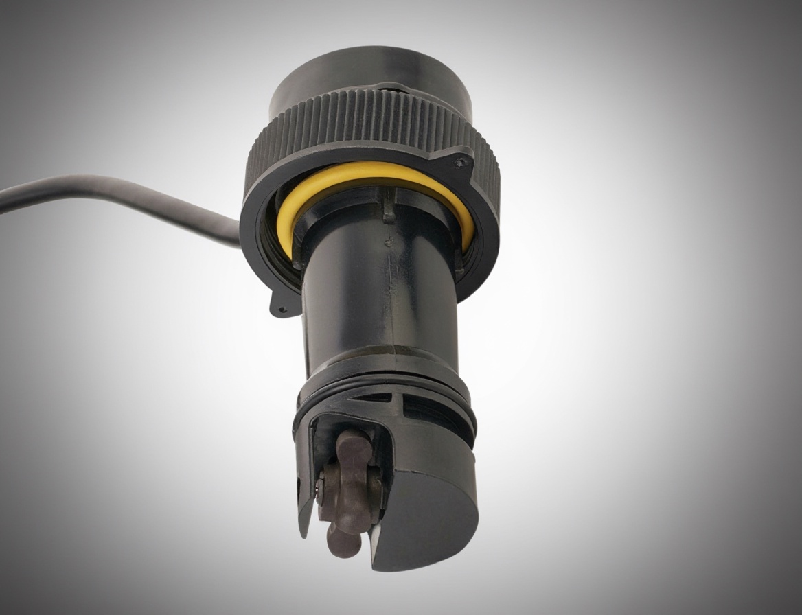 DST810 Датчик для сквозного монтажа / NMEA2000 / Bluetooth — фото